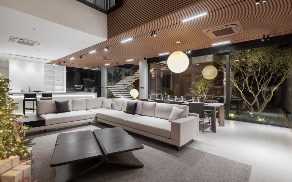 STARLIGHT VILLA - Thiết Kế & Thi Công Hoàn Thiện