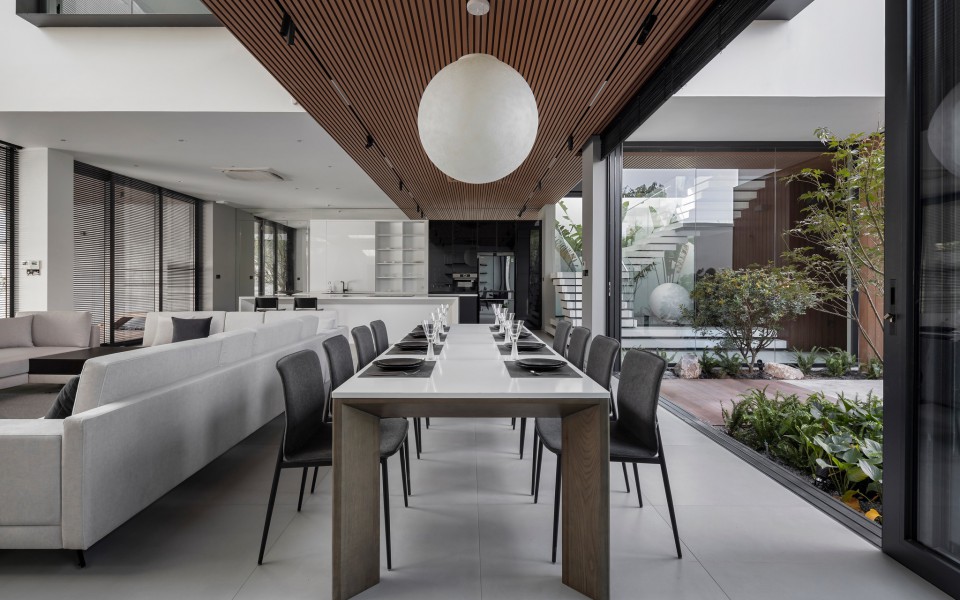 STARLIGHT VILLA - Thiết Kế & Thi Công Hoàn Thiện